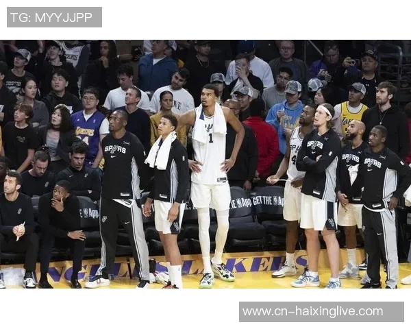 11月11日NBA焦点战马刺对决火箭两队全力争胜展现精彩对抗